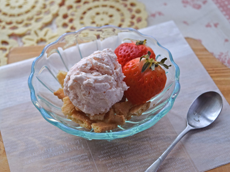 いちごアイスのレシピ 簡単で人気のアイスクリームを自宅で手軽にallabout All About 料理レシピ Snapdish スナップディッシュ Id Zai5ya