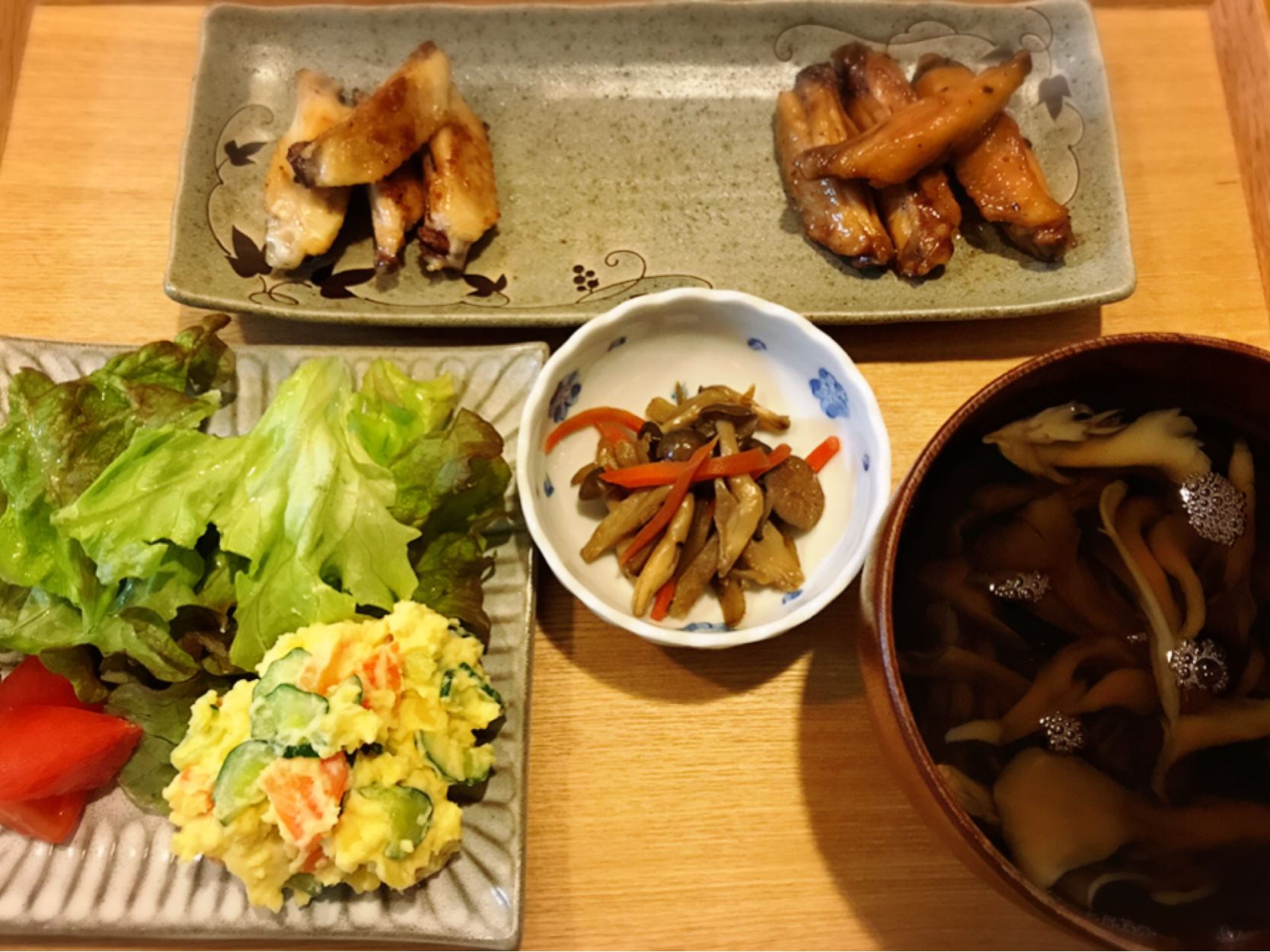 定食 鶏の手羽中の塩焼き 照り焼き 定食 Okaasansyokudou Snapdish スナップディッシュ Id Ixjsya