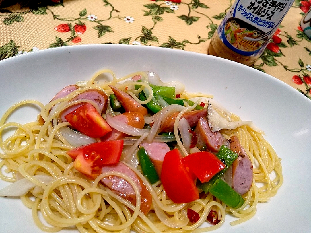 今日のお昼ご飯 ガーリック 赤とうがらしのオイルソースでパスタ Hamama Snapdish スナップディッシュ Id Tnmsga