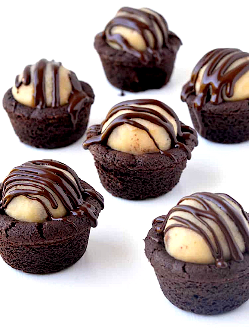 Chocolate cookie dough cookie cups
