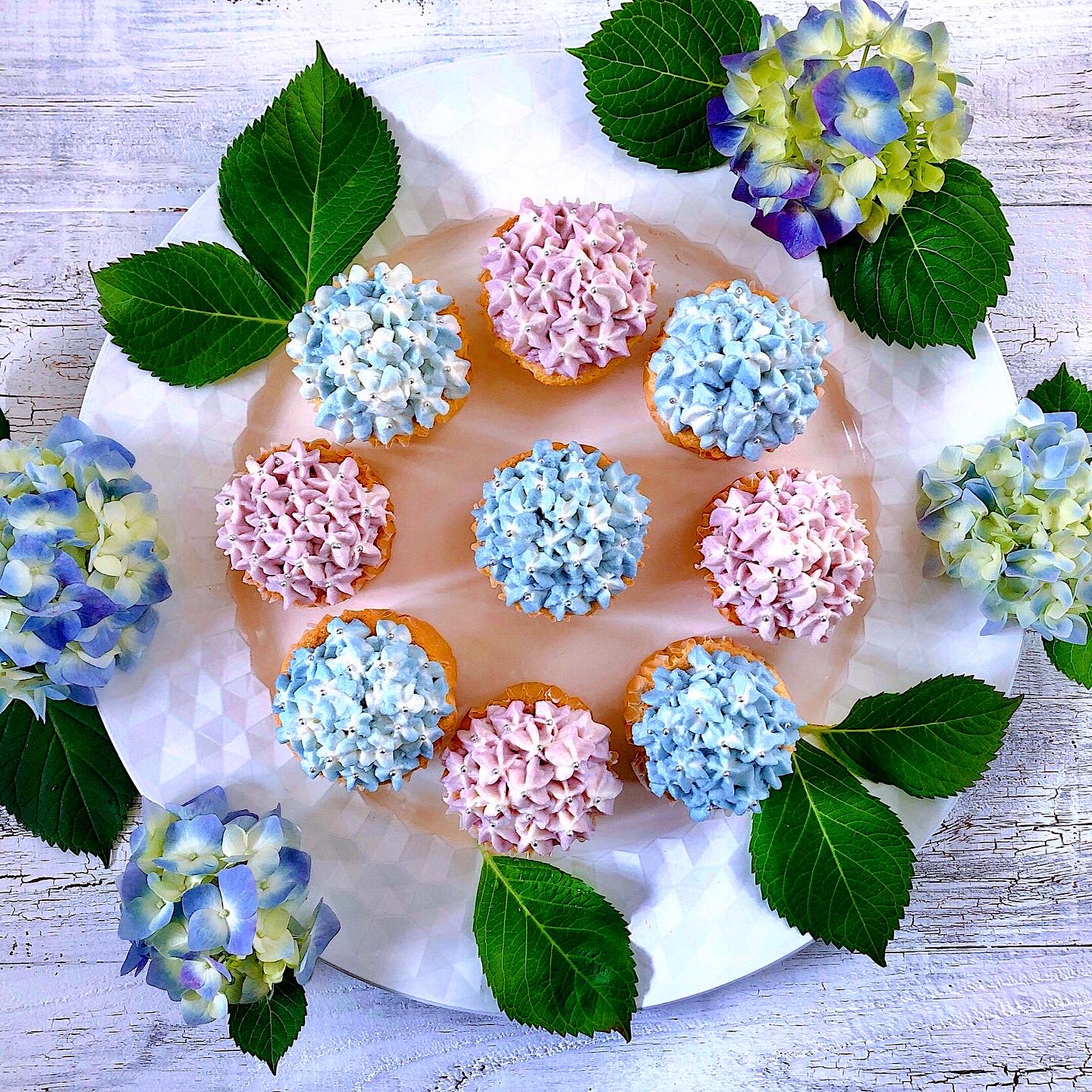 紫陽花カップケーキ