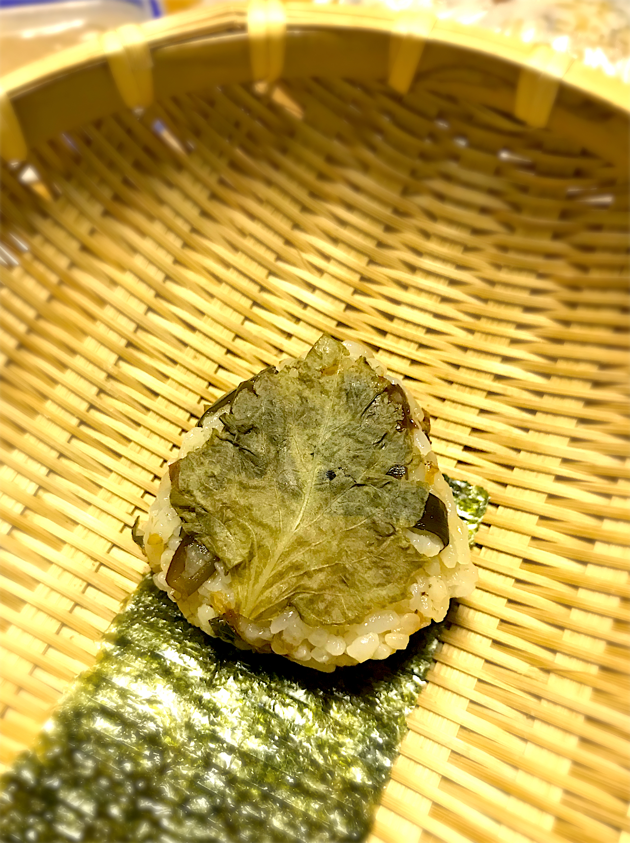 大葉の塩漬けむすび 昆布の佃煮ごはん Morimi32 Snapdish スナップディッシュ Id Sooyna