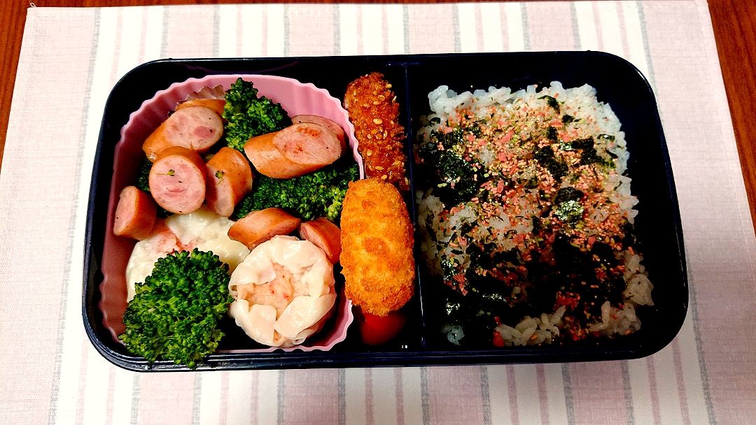 ブロッコリーとウインナーの炒め物旦那さんお弁当 かおるcitron Snapdish スナップディッシュ Id D84hja