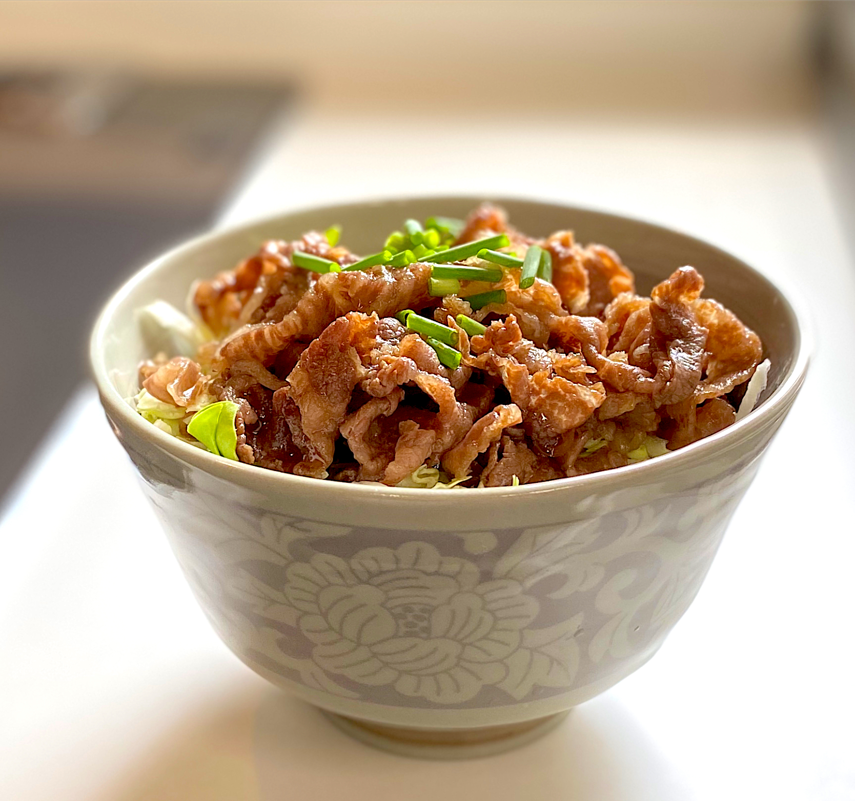 飛騨牛の焼肉丼/かっちゃん | SnapDish[スナップディッシュ] (ID:0SqHua)