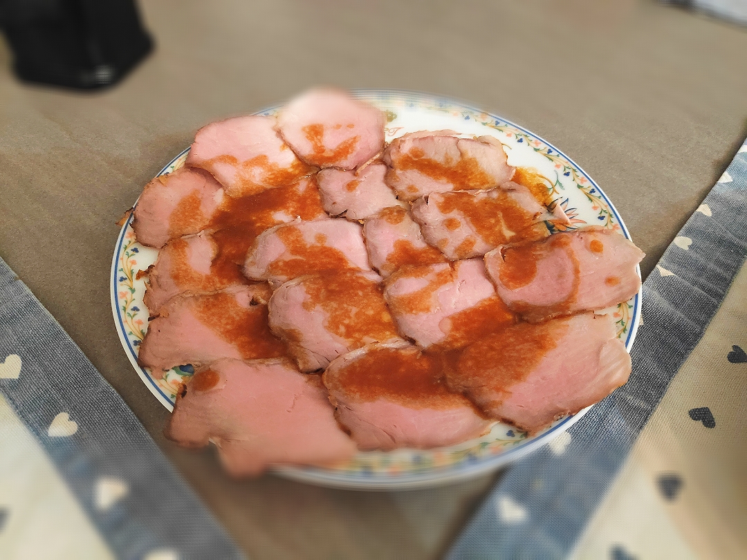 Sous vide pork filler with satai sauce