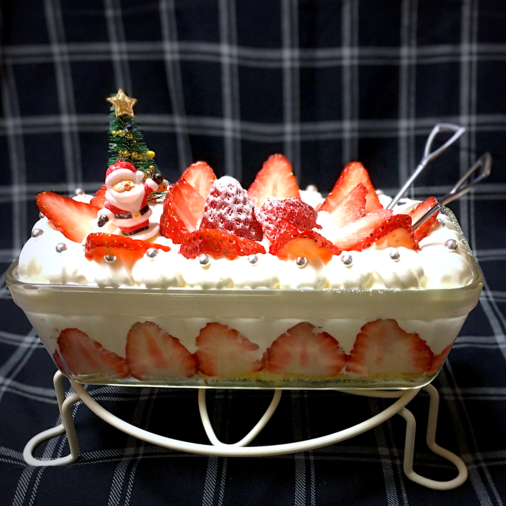 苺いっぱいのクリスマススコップケーキです Sucreroom Snapdish スナップディッシュ Id I4xcsa