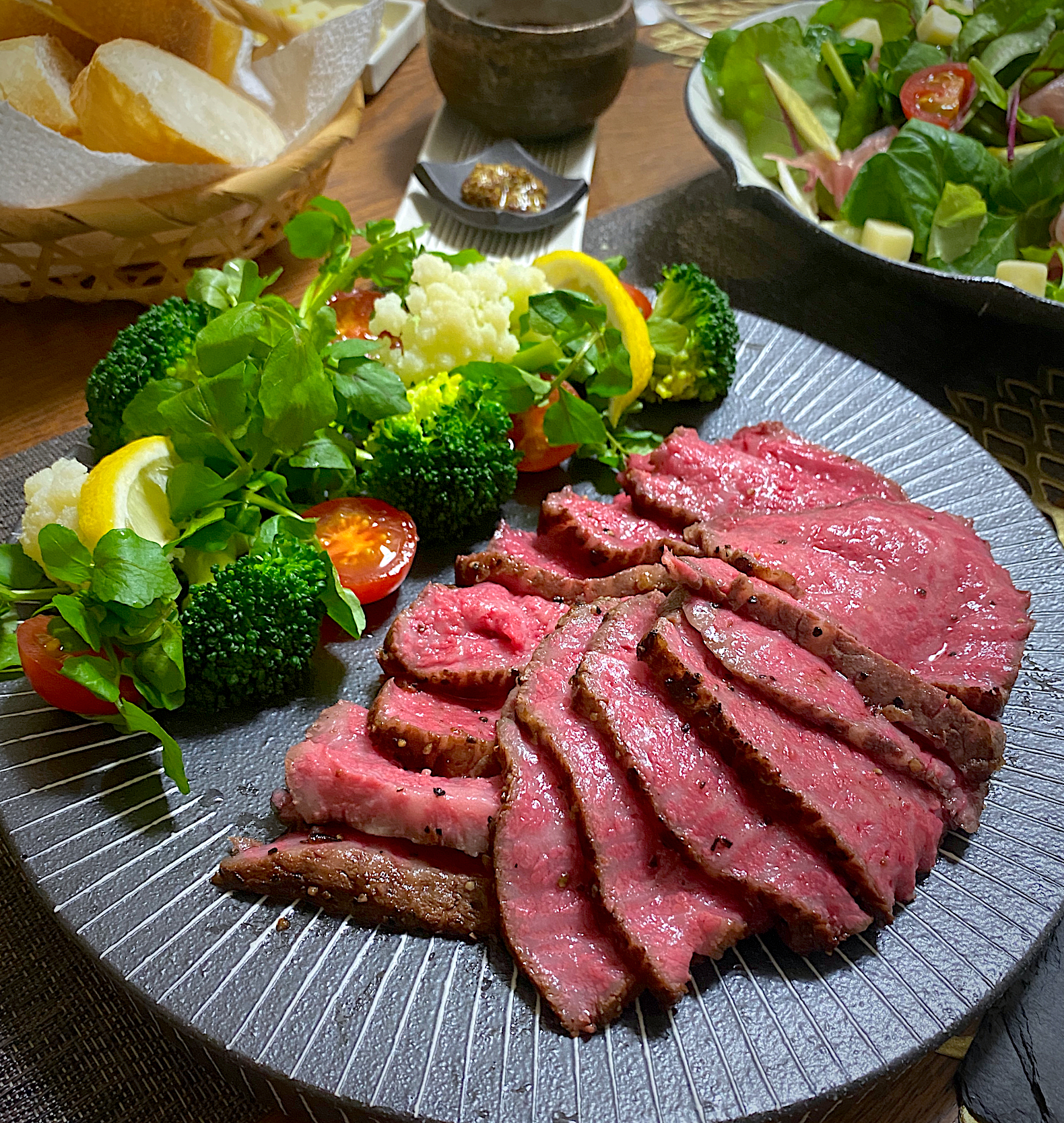 Michiyo Shimizuさんの料理 和牛ミスジでローストビーフ炊飯器で低温調理クリスマス Michiyo Shimizu Snapdish スナップディッシュ Id Gagtra