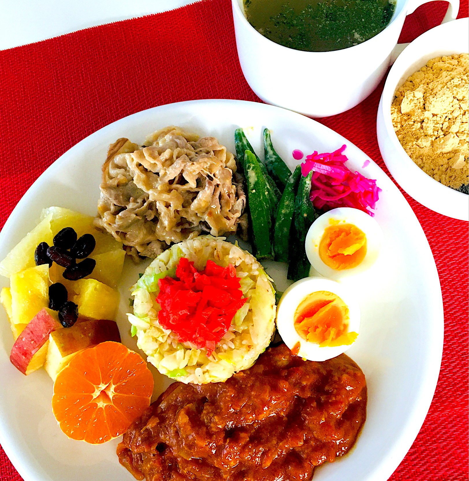 173日目の朝カレーキャベツチャーハン牛脂と鶏ガラスープで味付け美味い茹で牛肉の芝麻醬和え薬膳鶏ガラスープもち麦きな粉ヨーグルト Hami69 Snapdish スナップディッシュ Id Ikabpa