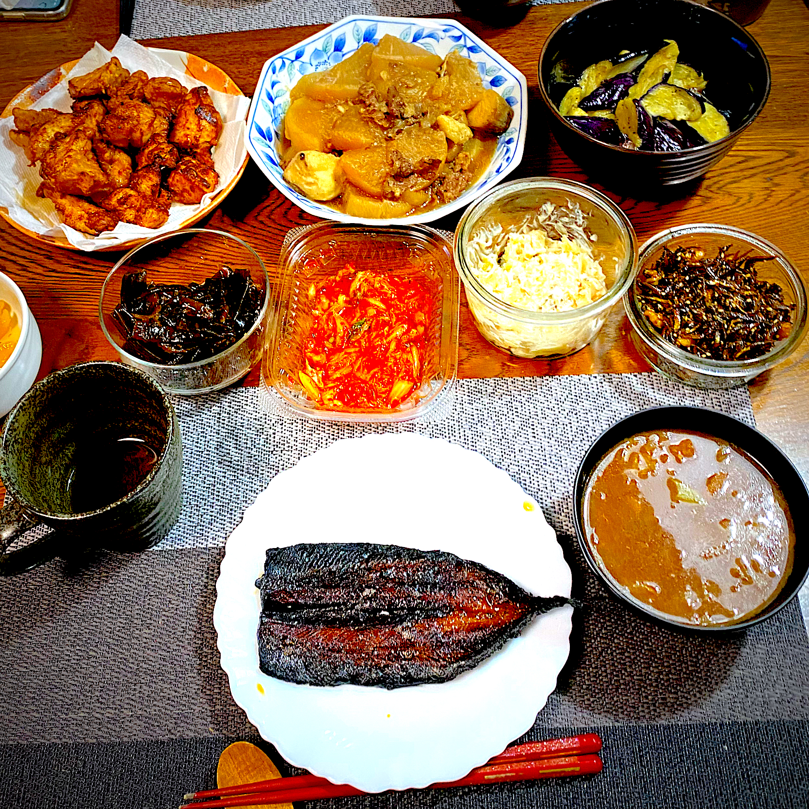 鶏胸肉唐揚げ 茄子揚げ浸し サンマ味醂干し 味噌汁 大根煮物 漬物 常備菜 Yakinasu Snapdish スナップディッシュ Id Omqypa