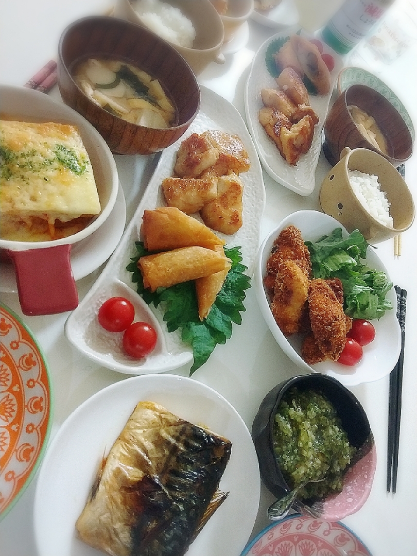 夕食 パパさんカキフライ子供達春巻き ガーリック醤油チキン焼き魚 昆布塩サバ厚揚げのはさみチーズ焼き2種 キムチチーズ 納豆チーズ漬物 お味噌汁 里芋 油揚げ ワカメ プリン Snapdish スナップディッシュ Id Fxlqga