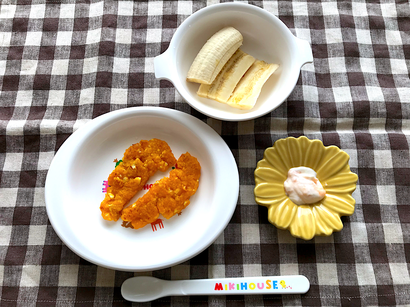 離乳食 かぼちゃと豆腐のおやき バナナ ベビーダノンヨーグルト Saya Snapdish スナップディッシュ Id 1fxfaa
