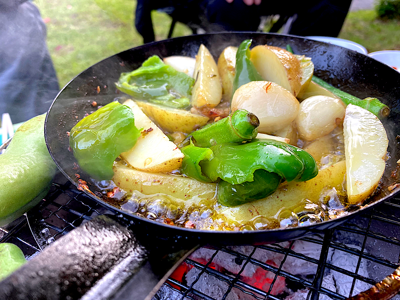 qで新ジャガイモとピーマンちオクラなどの野菜アヒージョ Shikano Snapdish スナップディッシュ Id Qoogea