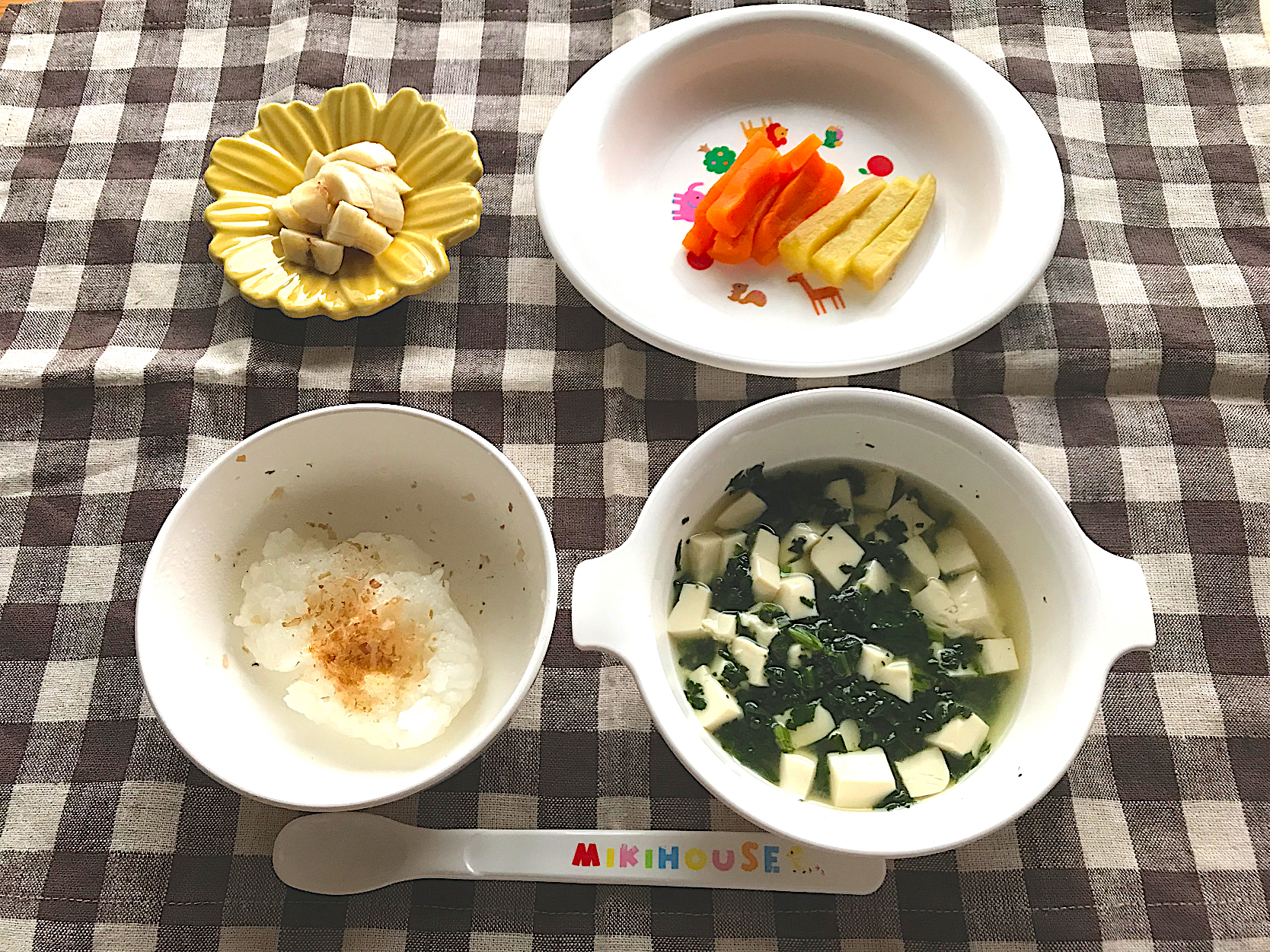 離乳食 豆腐とほうれん草のお味噌汁 おかゆ さつまいも にんじん バナナ Saya Snapdish スナップディッシュ Id Ycijha