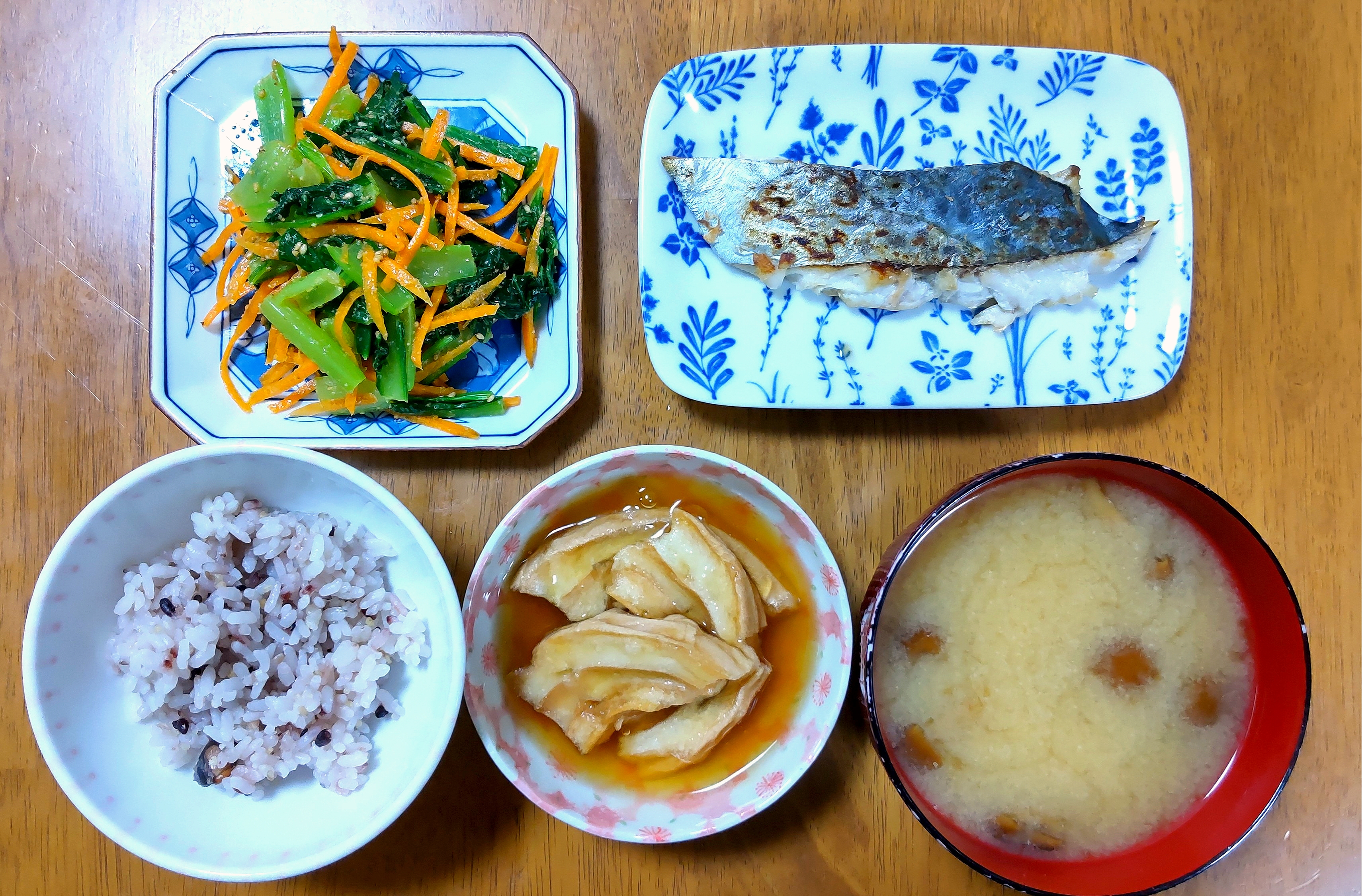 月 日 さごしの塩焼き 小松菜のナムル 車麩の揚だし なめことわかめのお味噌汁 いもこ Snapdish スナップディッシュ Id Bt95va