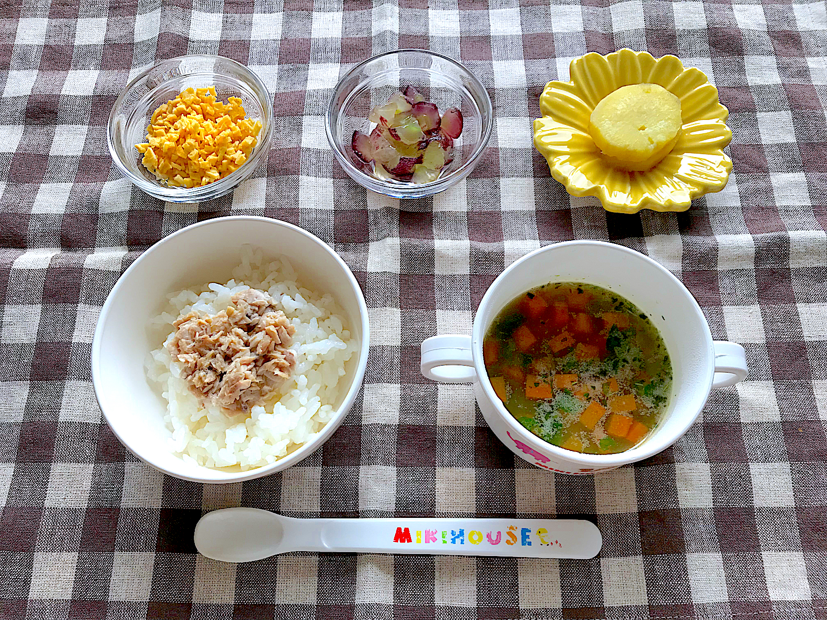 離乳食 ぶり飯 野菜のお味噌汁 錦糸卵 ぶどう さつまいも Saya Snapdish スナップディッシュ Id Arakea