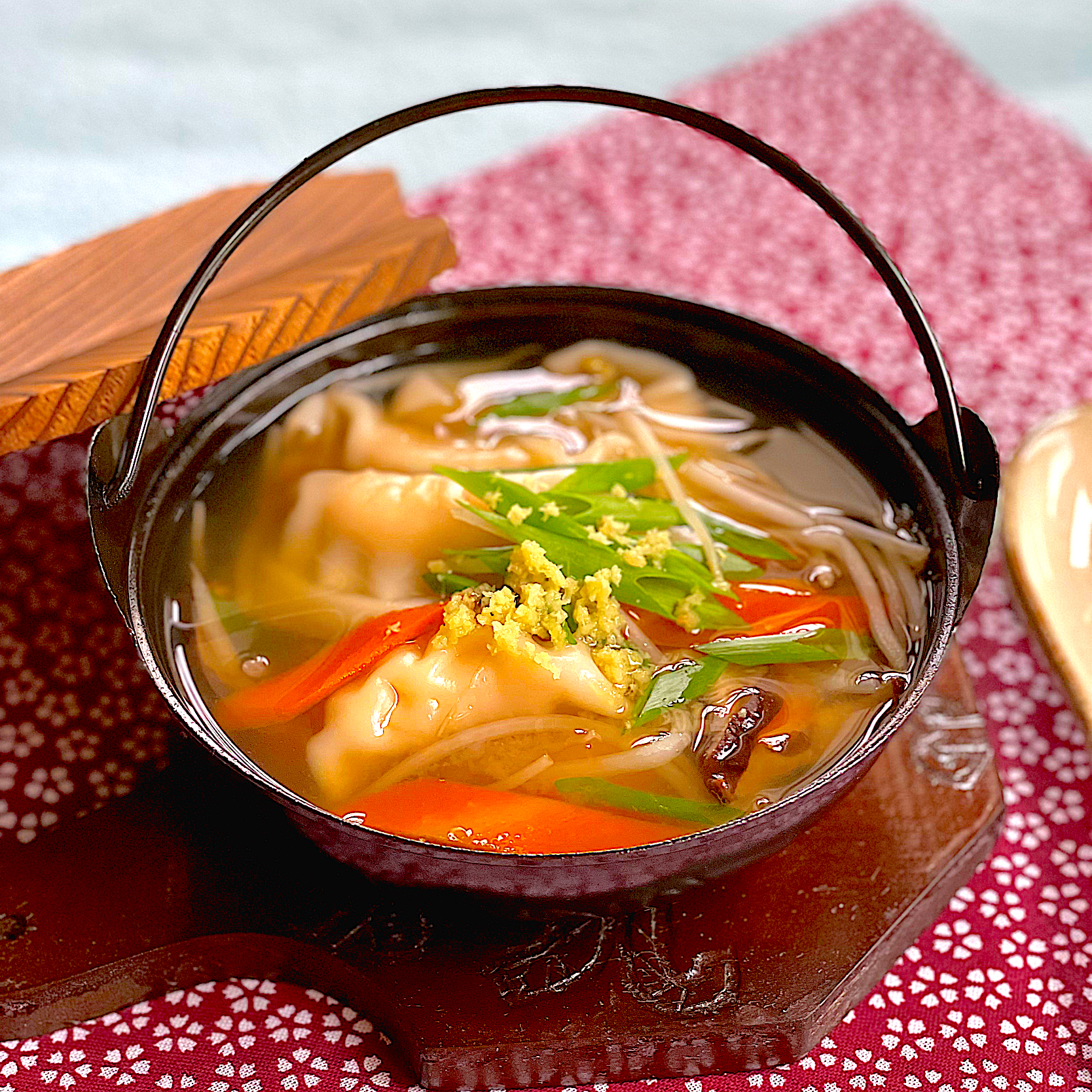 チルド海鮮スープ餃子を使って防災料理