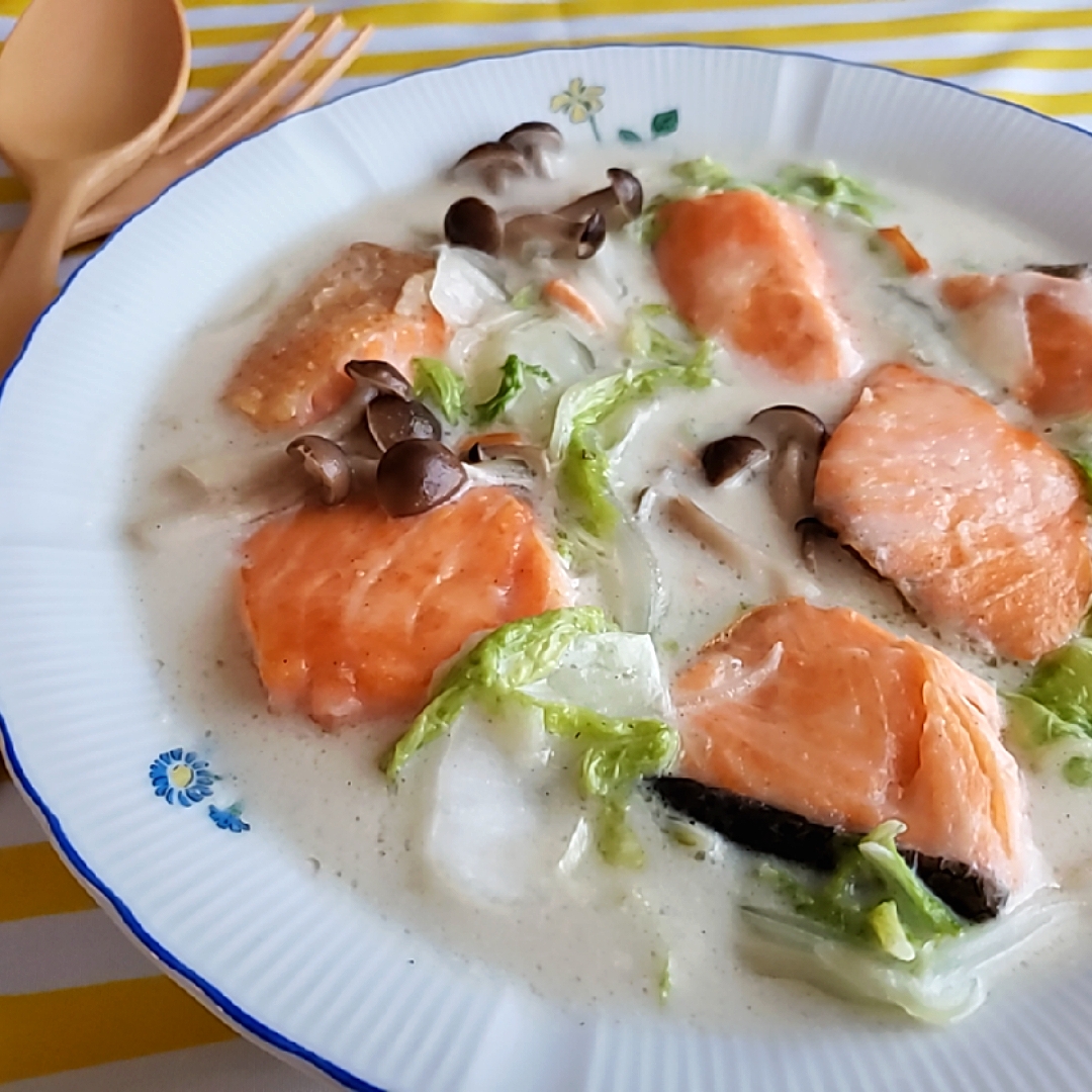 白菜と鮭のクリーム煮
