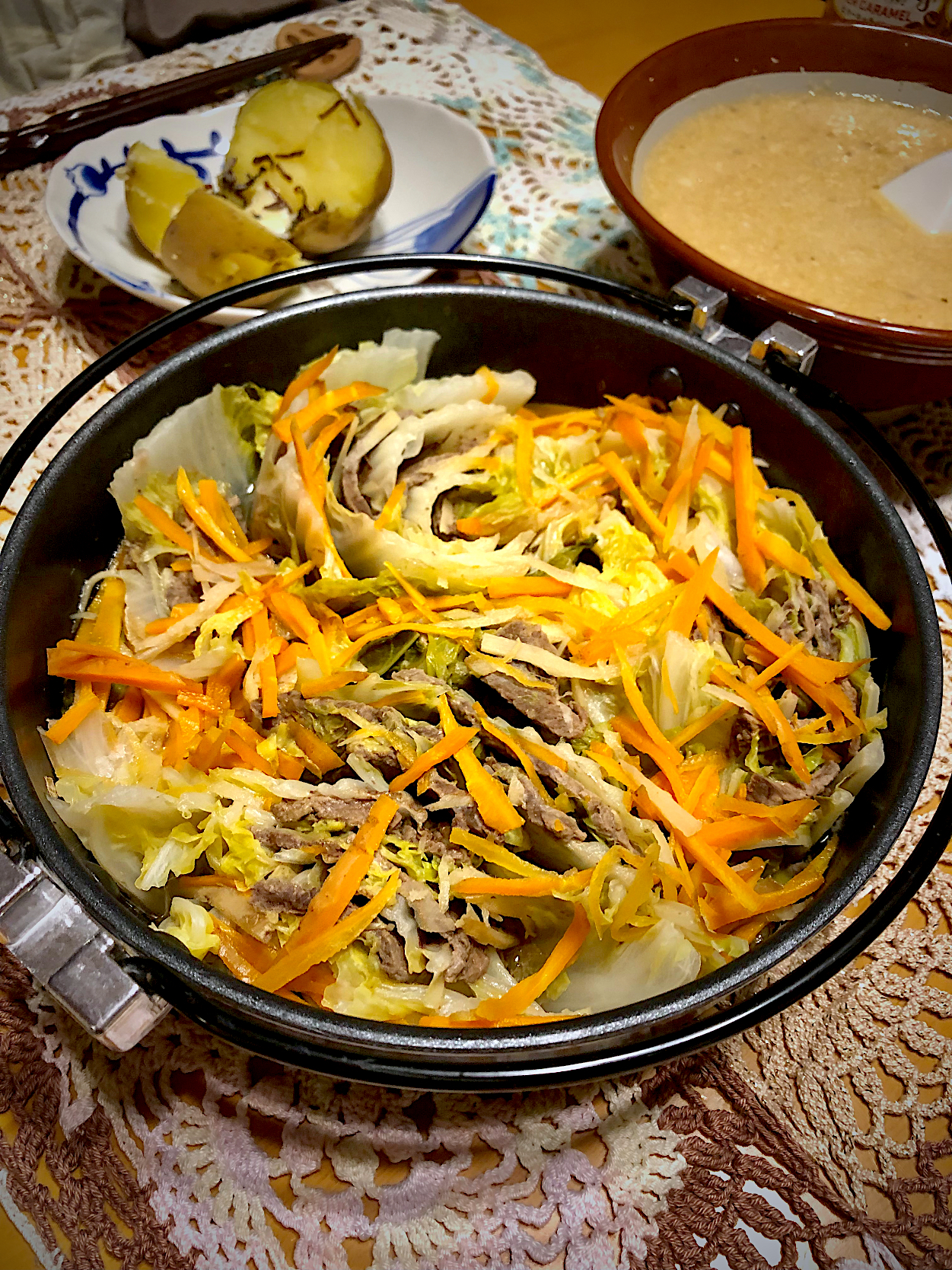 鹿肉と白菜のミルフィーユ鍋