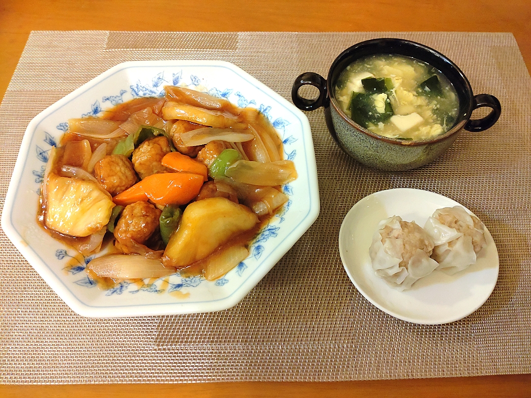 ☆酢肉団子
☆シュウマイ
☆中華スープ