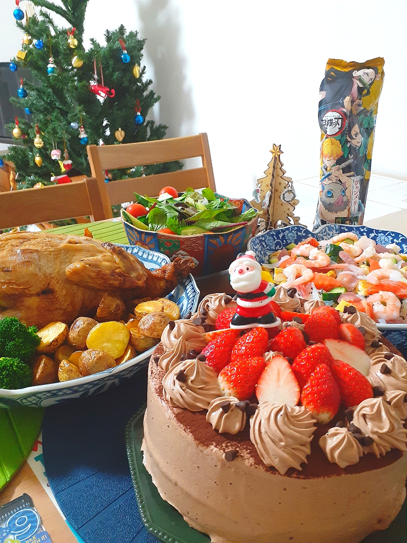 メリークリスマス チラシ寿司 グリルチキン ポテト ブロッコリー サラダ ケーキ ｼｮｺﾗ Snapdish スナップディッシュ Id Qgodoa