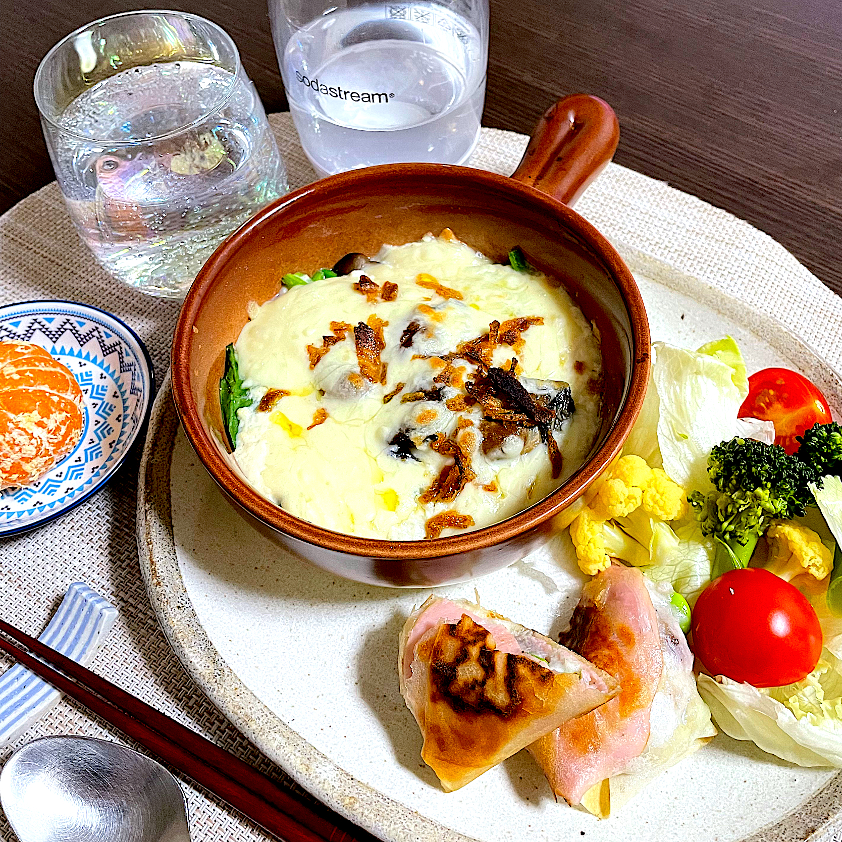12/30晩ご飯：牡蠣缶の豆腐グラタン・長芋とハムの焼き春巻き