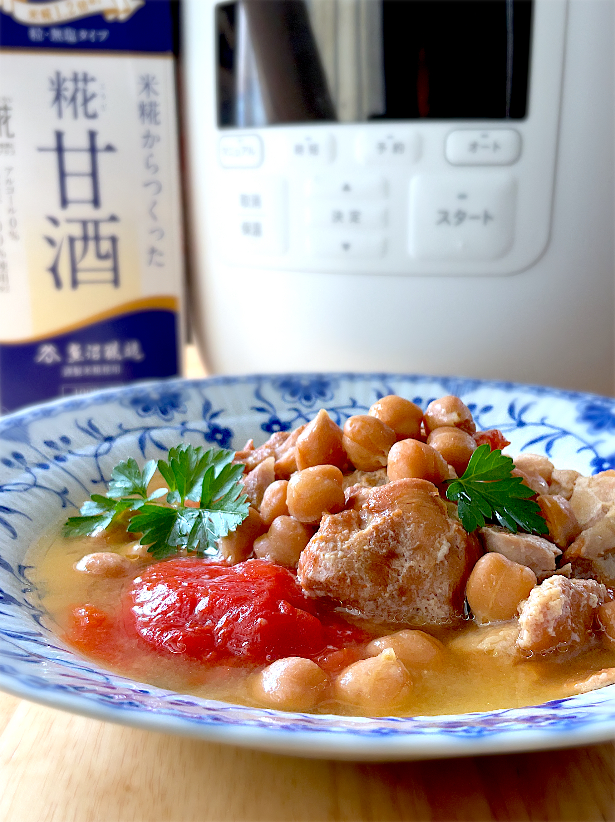 マルコメ キッチンさんの料理 【イベントレシピ】まるごとトマトと鶏肉の甘酒煮