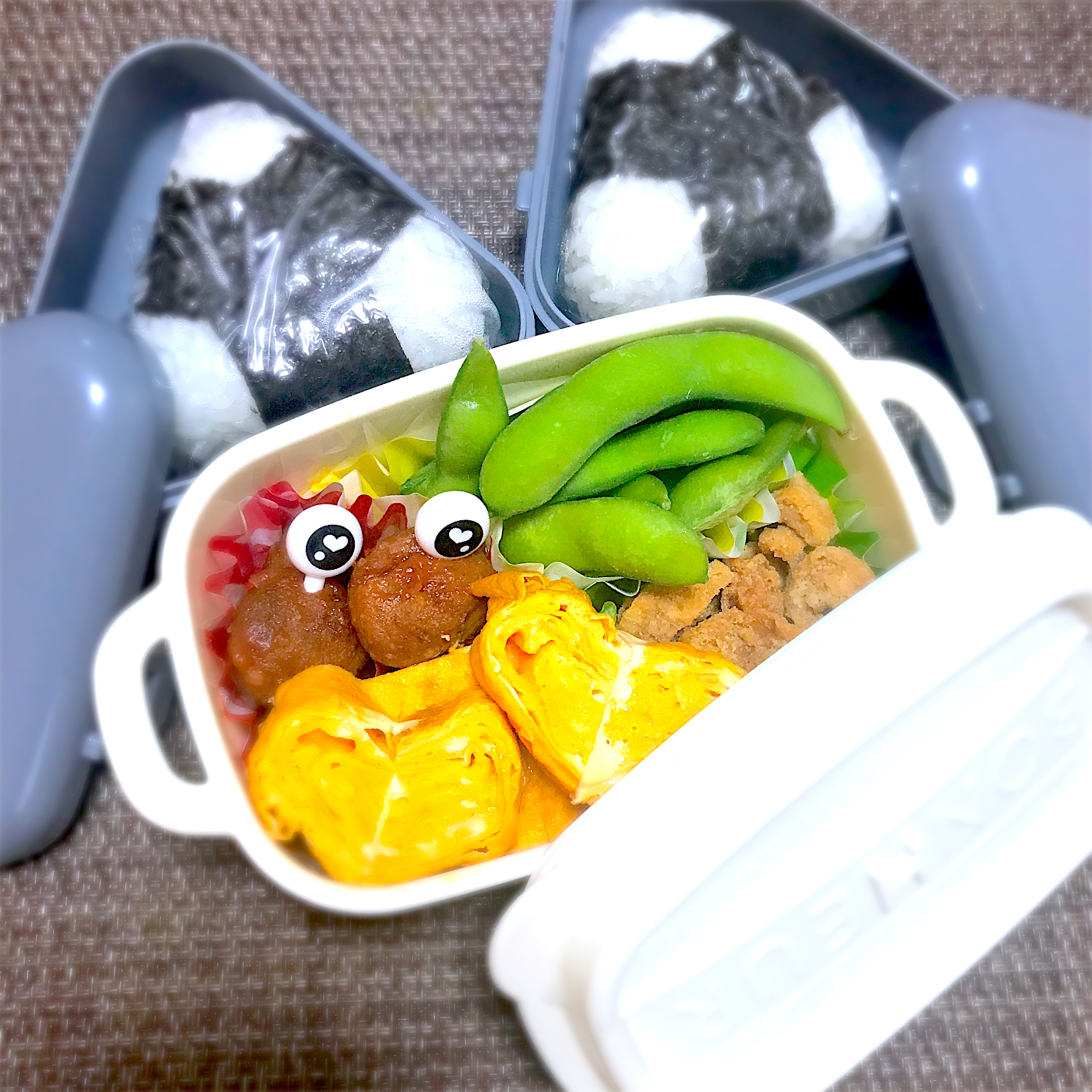 ソフトテニス 春季大会弁当 Qちゃんおにぎり 塩昆布おにぎり ミートボール 玉子焼き 鶏皮パリパリ 枝豆 華恋 Snapdish スナップディッシュ Id Boqmra