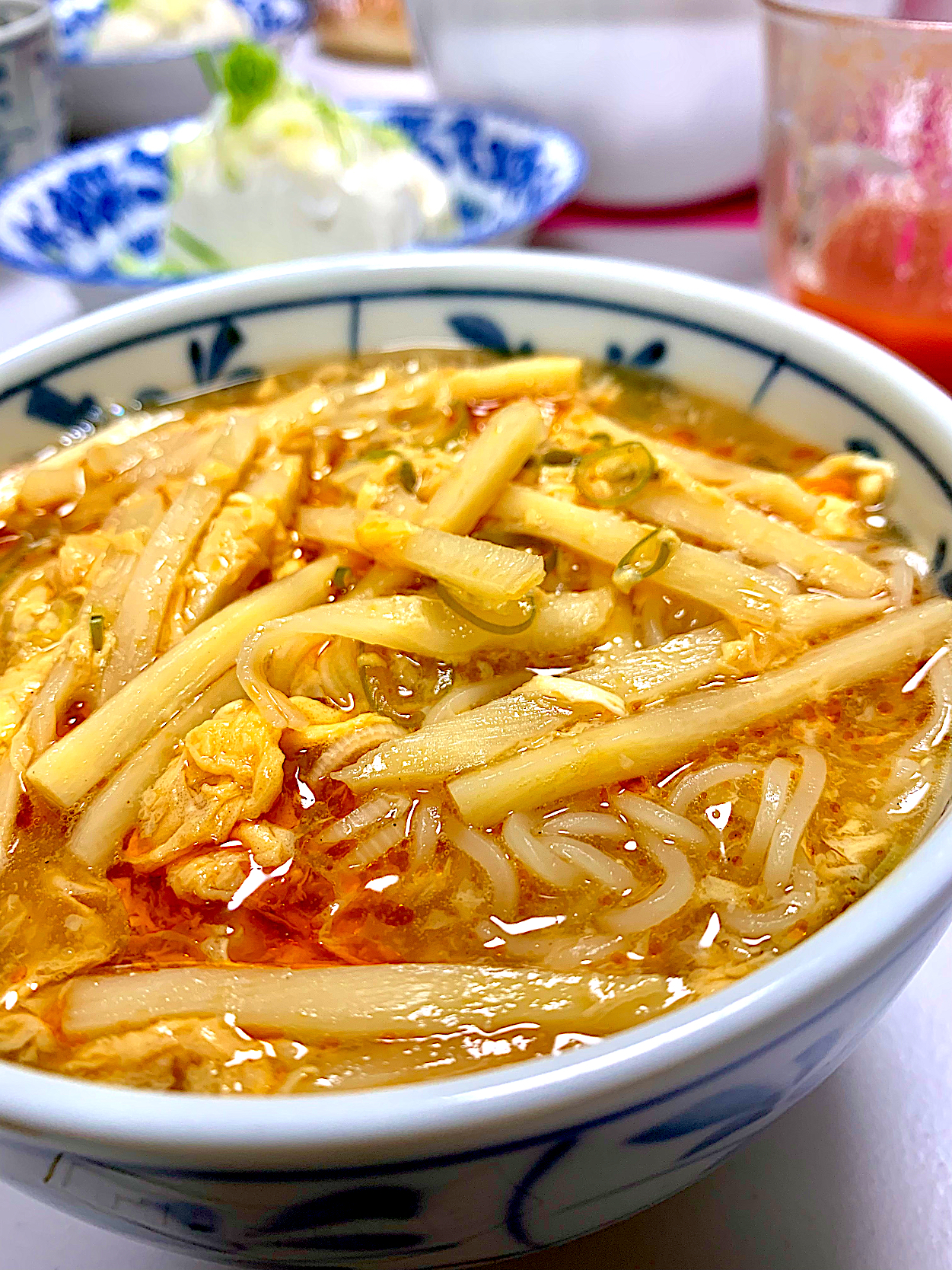 Sichuan Suan La Fen (Hot and Sour Noodle Soup)