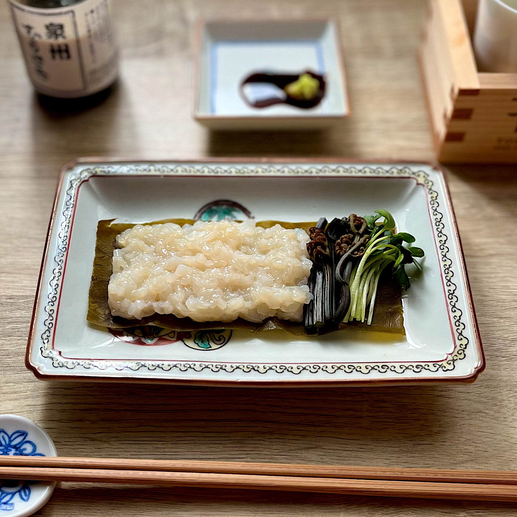 イチロッタさんの料理 ケンサキイカとカイワレの昆布締め こいつは日本酒やな雁木 無濾過生原酒あたりで如何かな まる Snapdish スナップディッシュ Id Tr8faaa