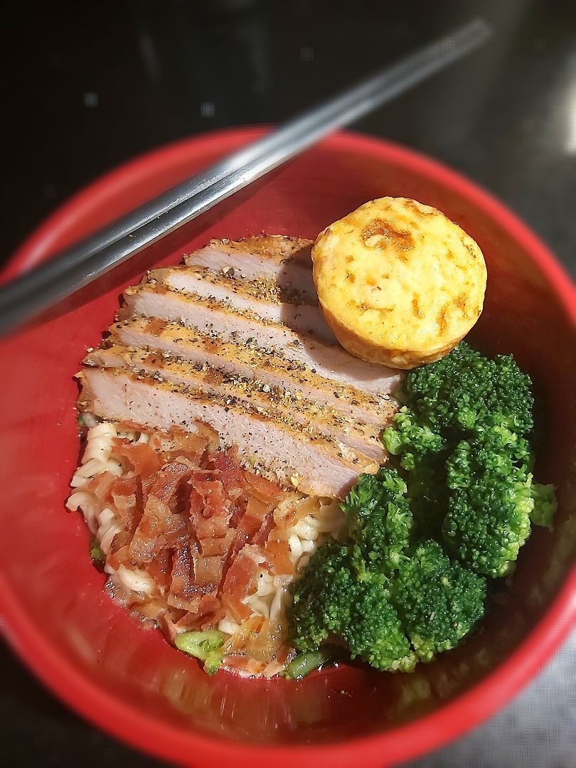 BentoFox's dish Pork cutlet, diced bacon, mini quiche, fresh broccoli on top of a pork base ramen 😋